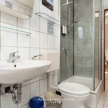 Lerchenstrasse, Nur Privatreisende, Monteure Nicht Erwuenscht Апартаменты